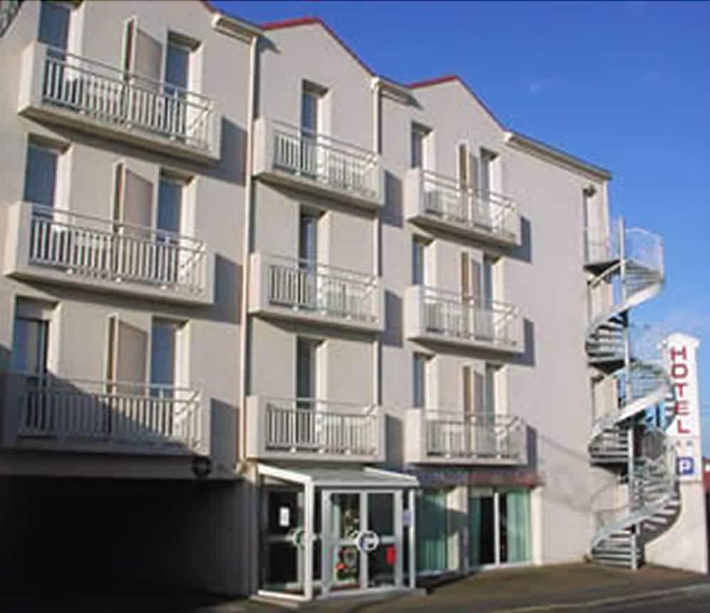 Brit Hotel Les Alizes Pornic Exteriör bild